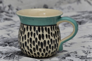 Wheel Thrown & Handcrafted Ceramic Mug in Stoneware, 250 ml - Lillie Ceramics