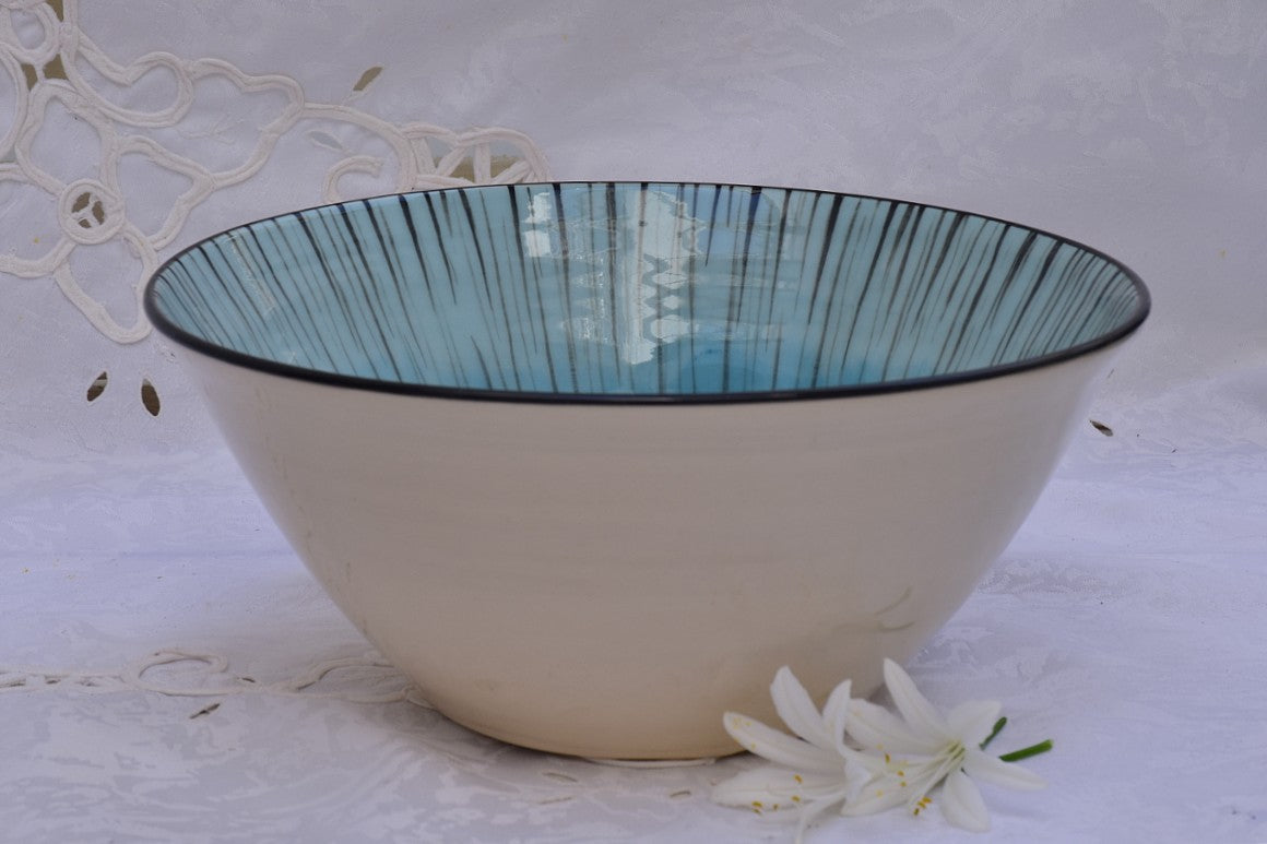 Hand Thrown Ceramic Salad Bowl in Stoneware - Lillie Ceramics